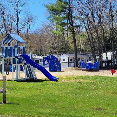 Winnasquam Beach Resort Belmont エクステリア 写真